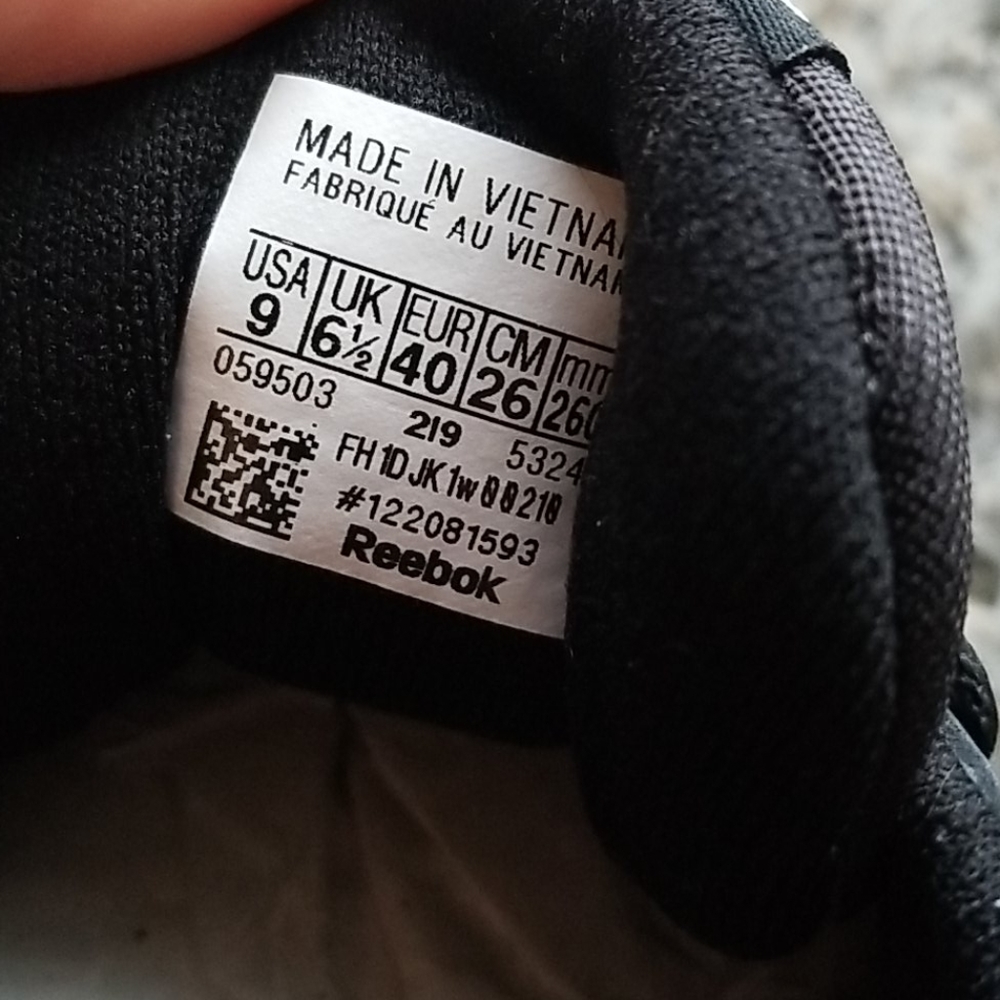 Reebok running shoes - Picture 3 of 4